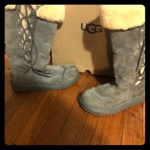 Beautiful Gray Ugg Tall Boot